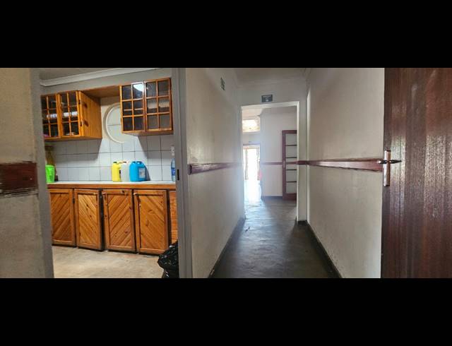 934M² BUSINESS FOR SALE IN RUSTENBURG CENTRAL